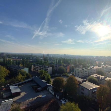 Hotel SiLL Kielce Buitenkant foto